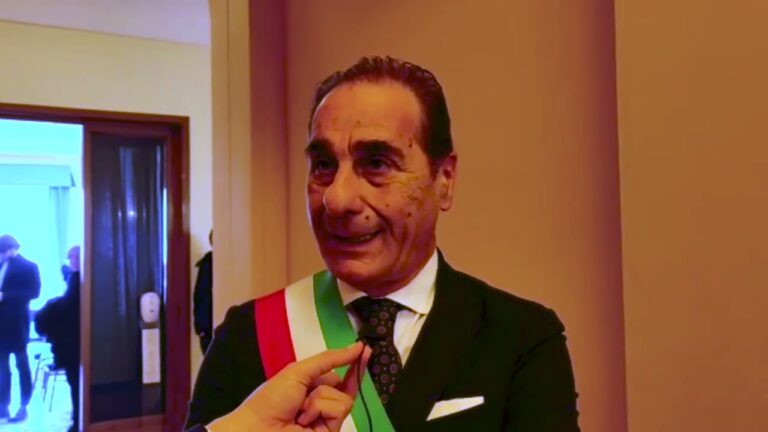 IL SINDACO DI LACCO AMENO GIACOMO PASCALE RICHIEDE RISORSE E NORME PER POTER RICOSTRUIRE E PIANIFICARE