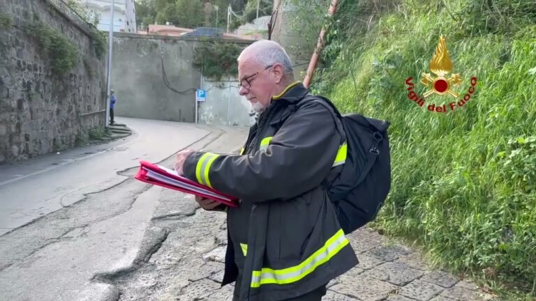 CASAMICCIOLA, ALLERTA METEO FINO ALLE 12:00 DI MARTEDI’, RESTANO ANCORA FUORI CASA I CITTADINI DELLE ZONE A4 E D