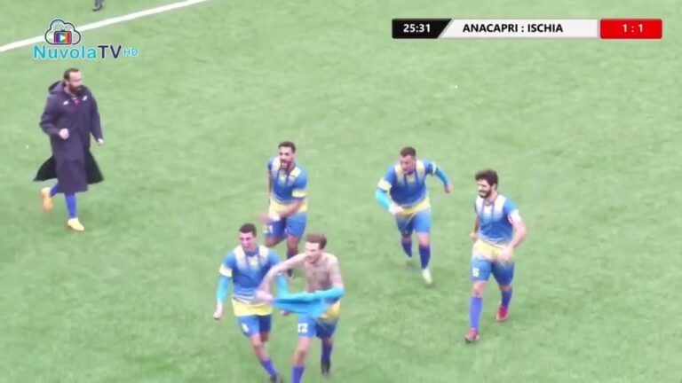 CALCIO – LA CAPOLISTA SE NE VA! L’ISCHIA VINCE A CAPRI. LA GIOIA DEL DS LUBRANO: “VITTORIA IMPORTANTE, TRE PUNTI FONDAMENTALI”