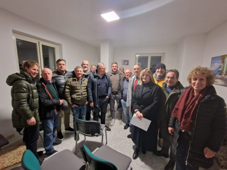 CASAMICCIOLA AL CENTRO INCONTRA GLI ALBERGATORI, PRESENTE ANCHE GIOSI FERRANDINO