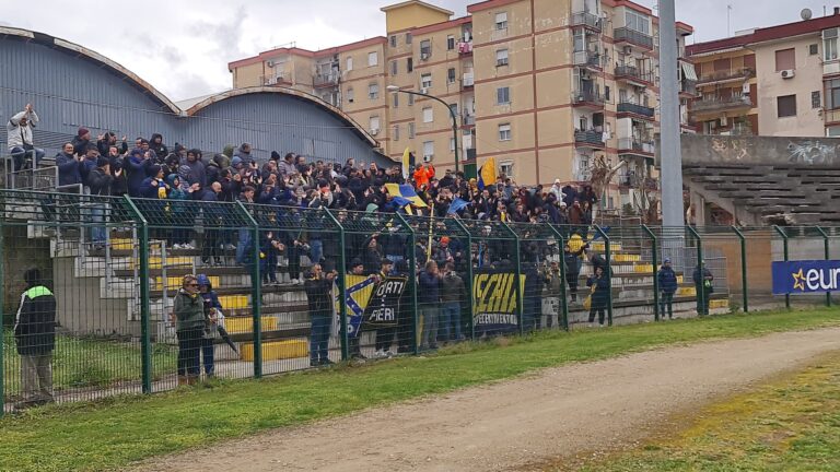 CALCIO – ISCHIA STRAORDINARIA: TRE RETI AL CASORIA E PRIMO POSTO BLINDATO