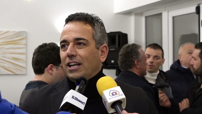 FORIO, LA CAMPAGNA ELETTORALE DI STANI INIZIA DA CATELLO MARESCA: “ABBIAMO BISOGNO DI PARLARE DI LEGALITA’ NEL NOSTRO PAESE”