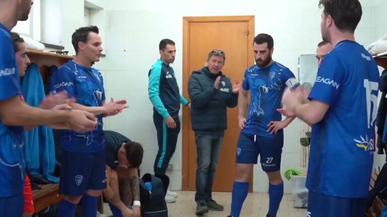 CALCIO A 5 –  LA FENIX CONQUISTA LA TERZA VITTORIA CONSECUTIVA, MISTER MONACO: “SODDISFATTO DELLA SQUADRA MA DOBBIAMO ANCORA FARE UN ULTERIORE SALTO DI QUALITA'”