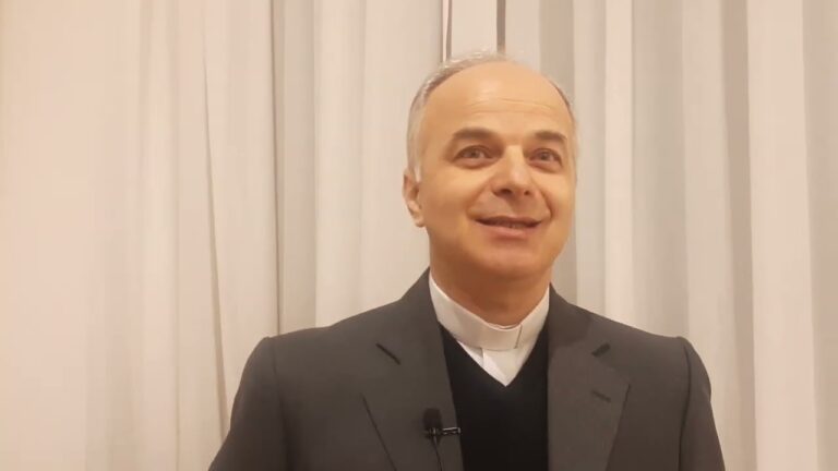 “LA LUNA NEL POZZO”, PRESENTATA LA NUOVA OPERA DI DON PASQUALE TRANI: “QUESTO LIBRO E’ IL MIO INNO ALLA SPERANZA”