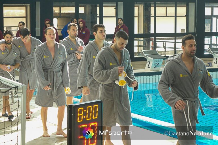 L’ISCHIA MARINE CLUB VA ALL’ASSALTO DEL CENTRO NUOTO LATINA: PARTENOPEI ALLA CACCIA DI UN BLITZ CHE VALE ORO