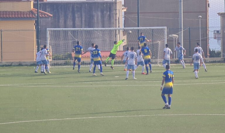 MONTECALCIO “BESTIA NERA” PER L’ISCHIA: PAREGGIO A RETI BIANCHE