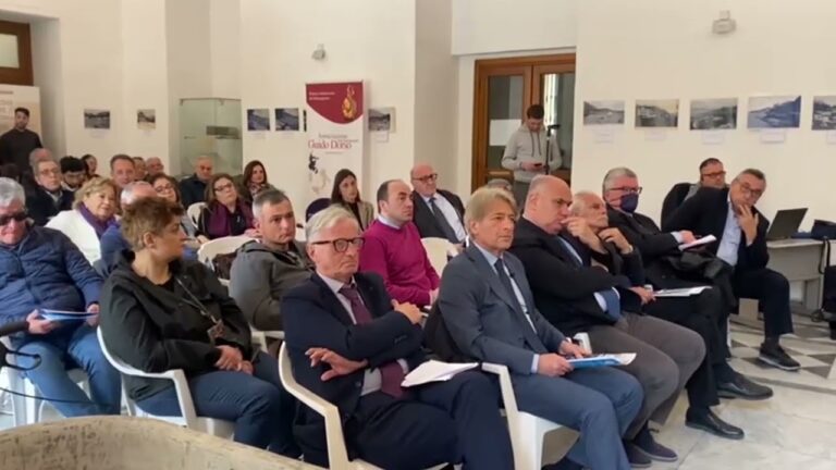 ISCHIA E MEZZOGIORNO: FRAGILI E TRAGICI, PER L’ISOLA OCCORRE UNA PROGRAMMAZIONE NECESSARIA. SI CHIEDE UN ENTE PUBBLICO PER LA RICOSTRUZIONE