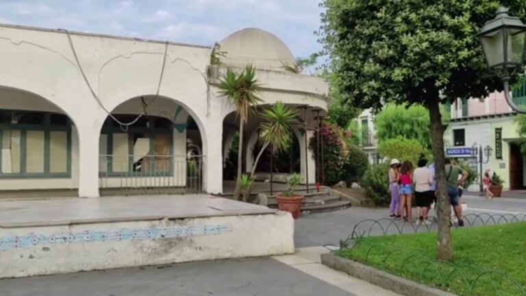 ELEZIONI, FORIO APRE IL FUOCO MENTRE A CASAMICCIOLA SI ASPETTA LA PRIMA MOSSA