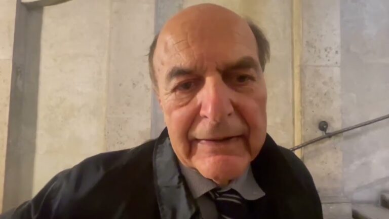 PIER LUIGI BERSANI: CON LA TESTA E COL CUORE SARÒ AL FIANCO DEI SINDACI CHE MANIFESTERANNO A NAPOLI CONTRO L’AUTONOMIA DIFFERENZIATA
