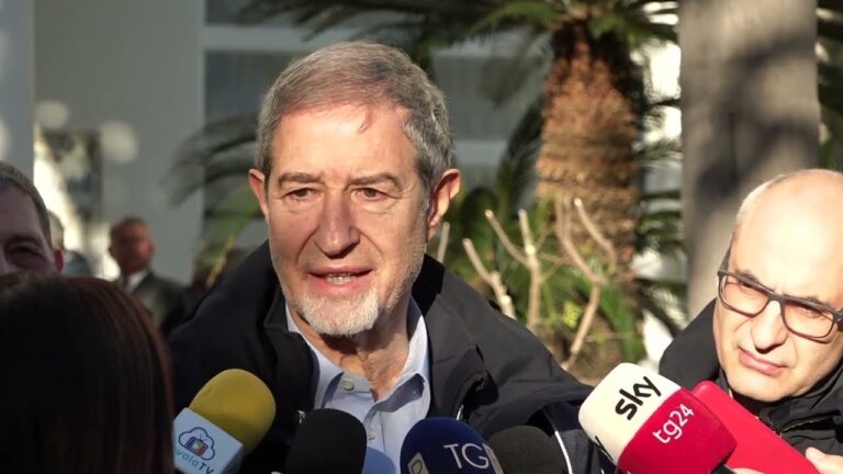 IL MINISTRO MUSUMECI ARRIVA SULL’ISOLA D’ISCHIA: “CINQUE ANNI PER COMPLETARE LA FASE DI RICOSTRUZIONE”