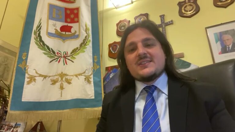 BACOLI PARTECIPERA’ ALLA FESTA DI SANT’ANNA. IL SINDACO JOSI DELLA RAGIONE: “CREIAMO UN PONTE TRA I COMUNI DEI CAMPI FLEGREI”