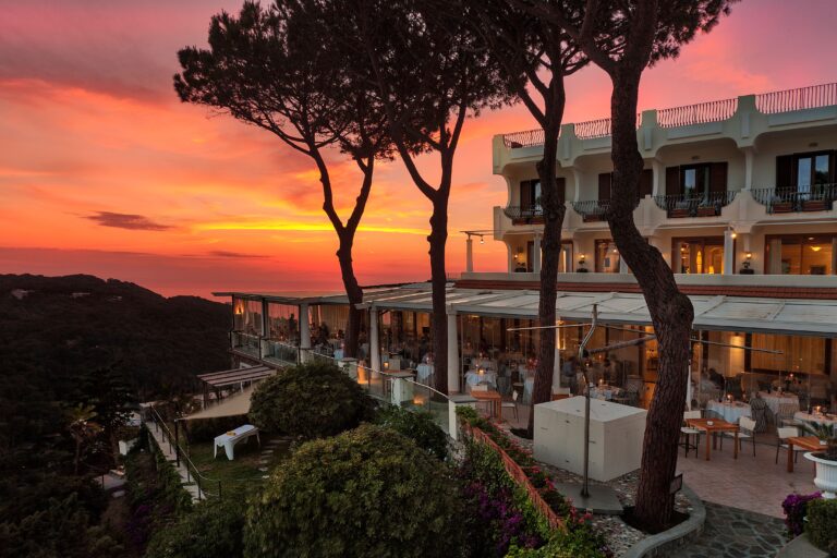 ISCHIA: IL SAN MONTANO RESORT&SPA INAUGURA LA STAGIONE 2023 E PRESENTA I SUOI NUOVI PROGETTI