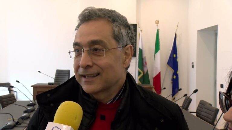 LA MINORANZA FORIANA DEPONE L’ ASCIA DI GUERRA, DI MAIO E LAVISTA: “PER IL BENE DI FORIO ABBASSIAMO I TONI”