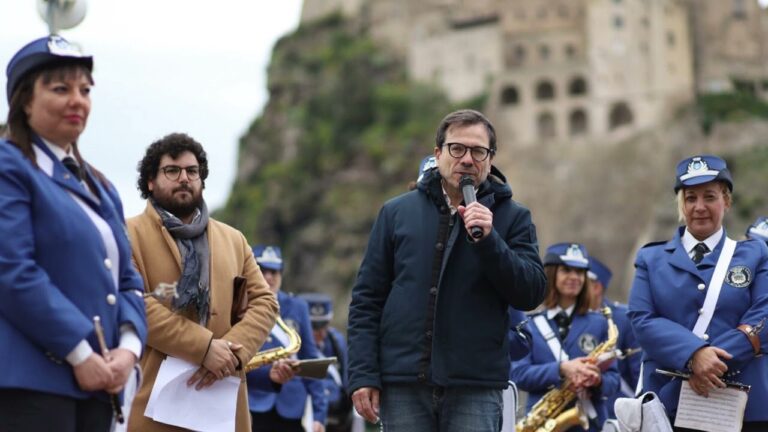 FESTIVAL MUSICALE ISOLA D’ISCHIA: GRANDE SUCCESSO PER LA SECONDA EDIZIONE DELL’EVENTO MUSICALE BANDISTICO