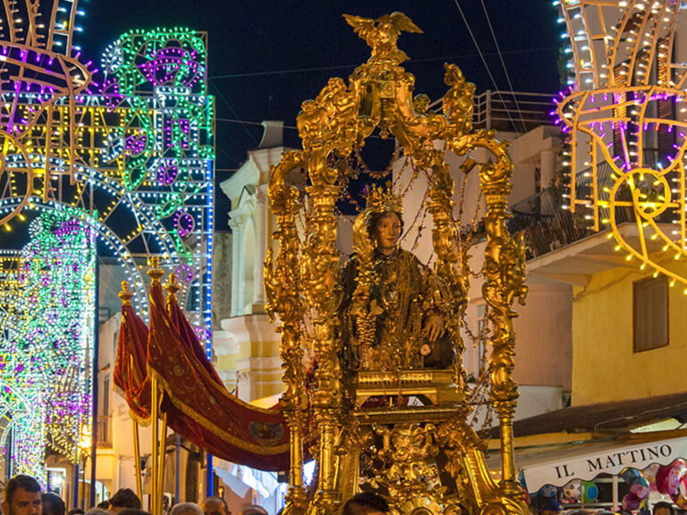 LACCO AMENO: DIRETTA DELLA S. MESSA PONTIFICALE IN ONORE DI S. RESTITUTA