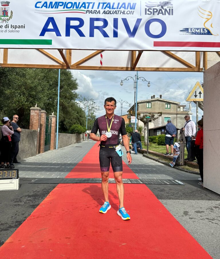 TRIATHLON OLIMPICO DI ISPANI: 22ESIMA POSIZIONE ASSOLUTA E PODIO DI CATEGORIA PER MICHELANGELO DI MAIO 