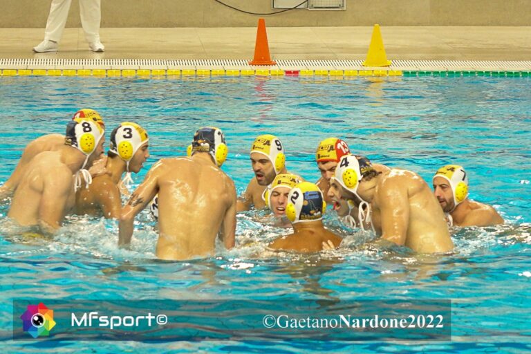 L’ISCHIA MARINE CLUB BATTE IN VOLATA LA METANOPOLI E BRINDA ALLA SALVEZZA. ALLA SCANDONE FINISCE 9-8