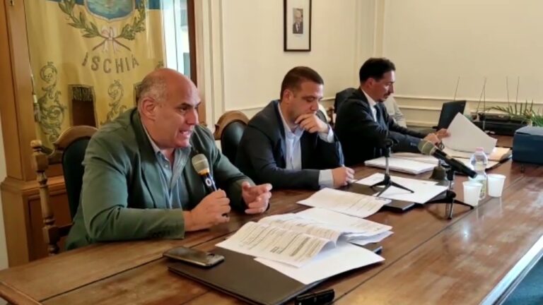 ISCHIA, IL CONSIGLIO COMUNALE APPROVA IL RENDICONTO 2022. IL SINDACO: “CONTABILITA’ RITORNATA ALLA NORMALITA’ DOPO IL COVID. TARI? NESSUN AUMENTO”