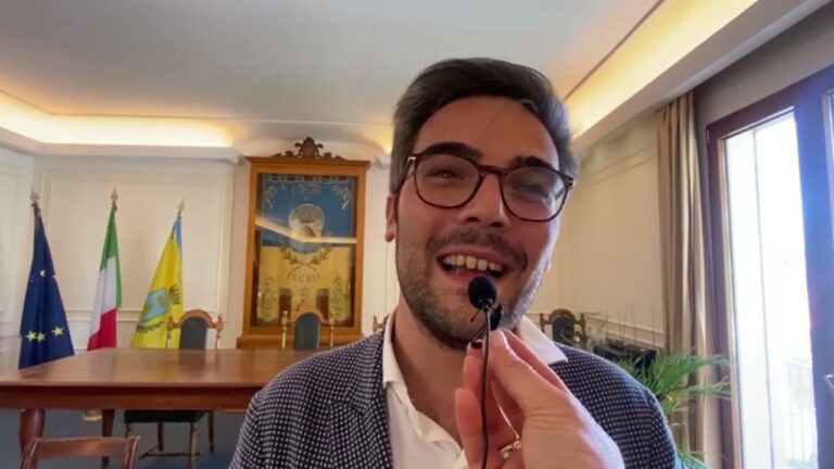 ISCHIA – FESTA DI SANT’ANNA 2023, CONTINUANO GLI INCONTRI ESPLORATIVI CON I COSTRUTTORI DELLE BARCHE ALLEGORICHE