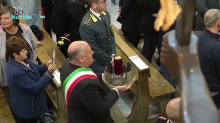 LACCO AMENO E L’ISOLA CELEBRANO LA PATRONA SANTA RESTITUTA: ENZO FERRANDINO E IL COMUNE DI ISCHIA HANNO DONATO L’OLIO PER LA LAMPADA VOTIVA