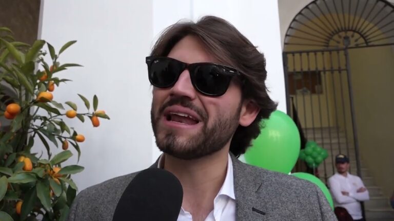 FORIO, IL GIOVANE LAEZZA ENTRA IN CONSIGLIO COMUNALE: “COINVOLGERO’ I GIOVANI NELLE ATTIVITA’.POLEMICA INCOMPRENSIBILE SULL’APPARTENENZA AI PARTITI”