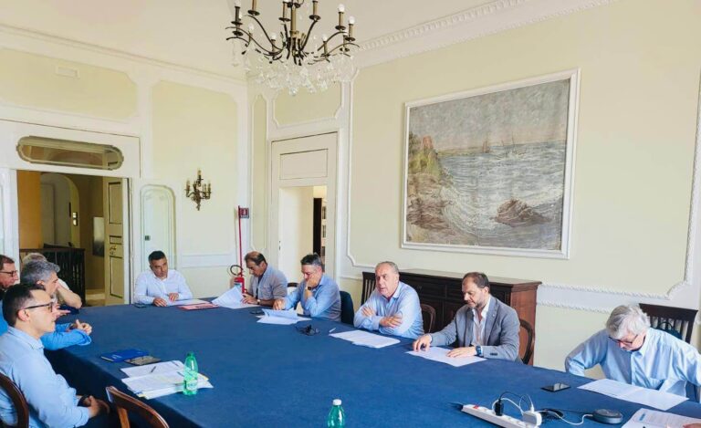 RICOSTRUZIONE POST SISMA, FIRMATO A ISCHIA L’ACCORDO FRA COMMISSARIO E SOPRINTENDENZA