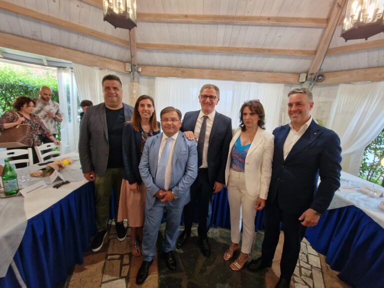 CASAMICCIOLA, COME GIOSI FERRANDINO HA DISEGNATO LA SUA AMMINISTRAZIONE