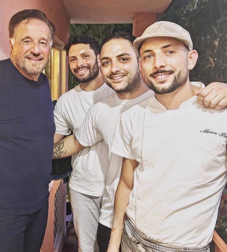 CHRISTIAN DE SICA AD ISCHIA: TRA RELAX E BUONA CUCINA PARLA DELL’ISOLA CON OCCHI LUCIDI