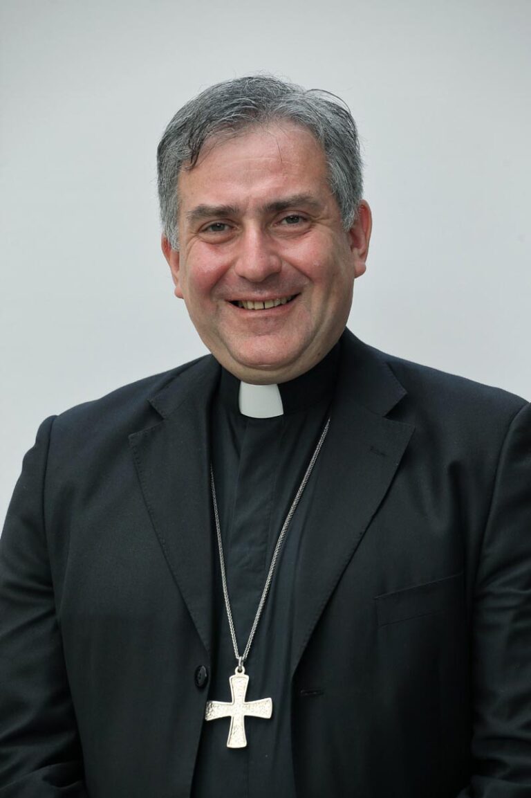 CARLO VILLANO E’ IL NUOVO VESCOVO DI POZZUOLI E ISCHIA