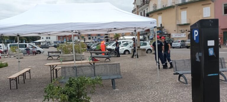 SUL PORTO DI POZZUOLI INSTALLATO GAZEBO PER I MALATI ONCOLOGICI DELLE ISOLE