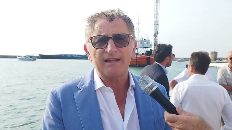 LA DOPPIA SFIDA DI GIOSI: MESSA IN SICUREZZA E RILANCIO DELLE ATTIVITA’ ECONOMICHE. I LAVORI AL  PORTO ESEMPIO DI EFFICIENZA, ANCHE IN ITALIA