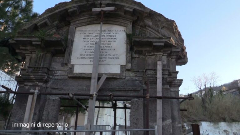 PIO MONTE DELLA MISERICORSIA, VERTICE TRA COMMISARIO E COMUNE