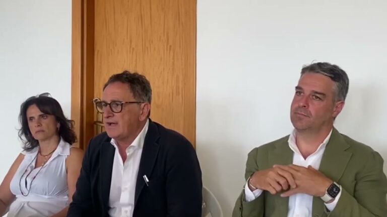 RICORSO ELEZIONI CASAMICCIOLA: CON UNA CONFERENZA STAMPA IL SINDACO GIOSI FERRANDINO ILLUSTRA LE RAGIONI DELL’INFONDATEZZA DEL RICORSO