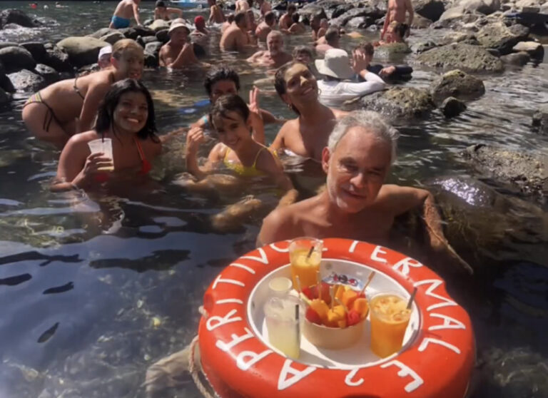 ANDREA BOCELLI: “ISCHIA E’ UNA SUCCURSALE DEL PARADISO. LA MIA PRIMA TAPPA PER LE VACANZE”