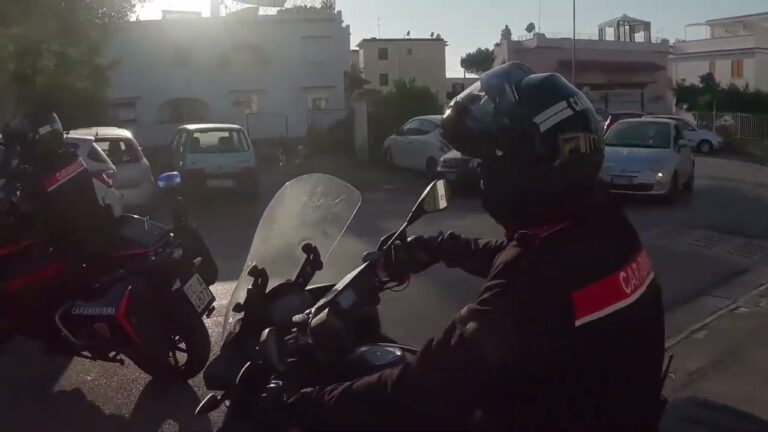 CONTROLLI DEI CARABINIERI, FIOCCANO DENUNCE E SANZIONI