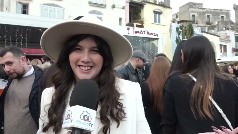 L’ISOLA D’ISCHIA SALUTA IL 2023