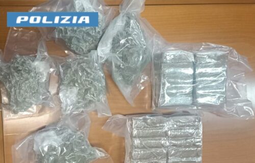 Sbarca con un furgone carico di droga, arrestato 70enne