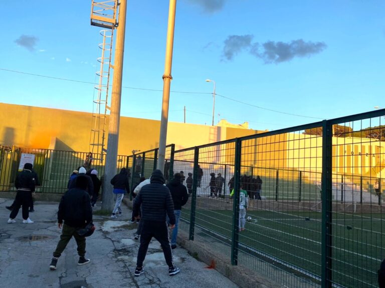 DISORDINI IN DUE GARE SULL’ISOLA, I CARABINIERI NOTIFICANO 30 DASPO