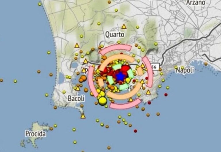 Terremoto ai Campi Flegrei: forte scossa nella notte, paura tra i residenti
