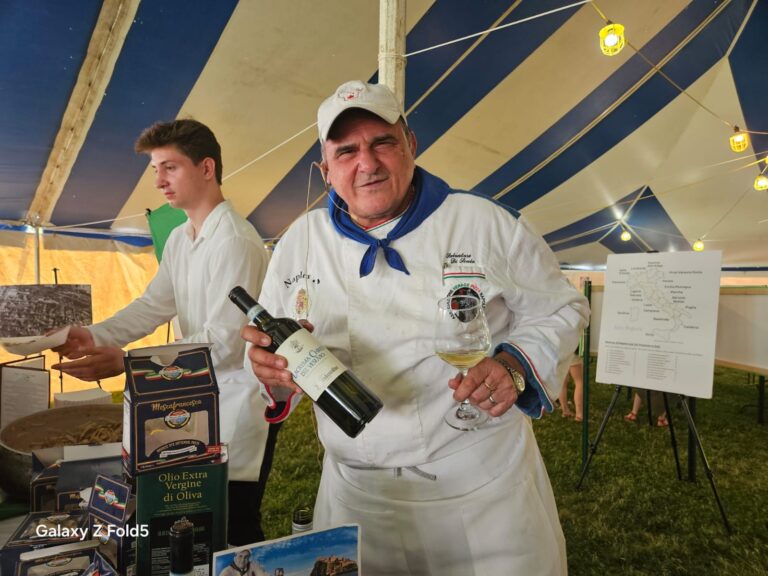 Stati Uniti, Salvatore Di Scala omaggia la cucina ischitana con i fagioli zampognari 