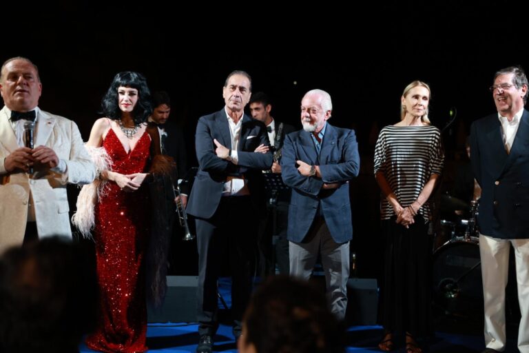 Pascale: proporrò la cittadinanza onoraria a De Laurentiis, ambasciatore di Ischia nel mondo