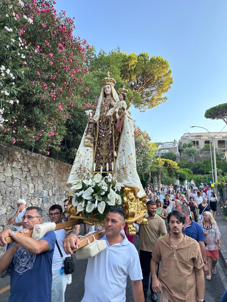 Ischia, domani la conclusione della festa della Madonna del Carmine 
