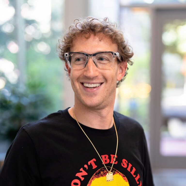 Mark Zuckerberg torna a Ischia: corsa all’alba, cena stellata e cornetti isolani per il patron di Meta