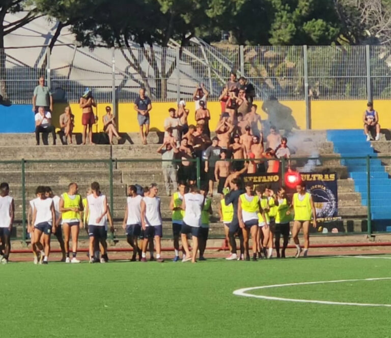 Ischia Calcio, Ritiro – Day 9: doppia seduta e saluto dei tifosi al “Mazzella”. Lunedì derby con il Real Forio