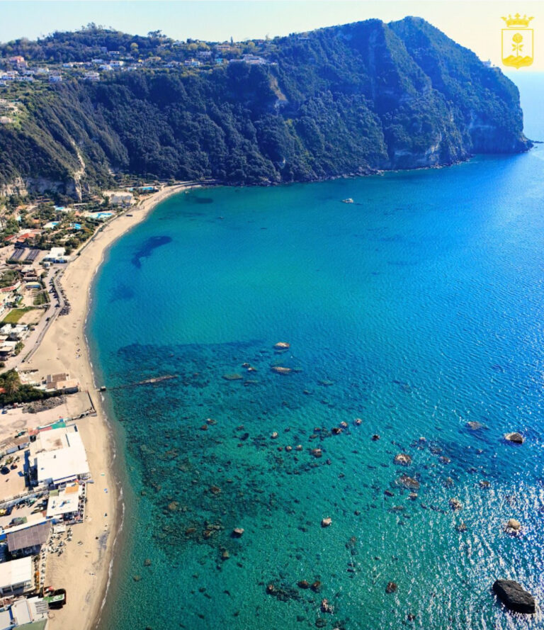 Forio vieta le spiagge di notte nei seguenti giorni e ed orari 