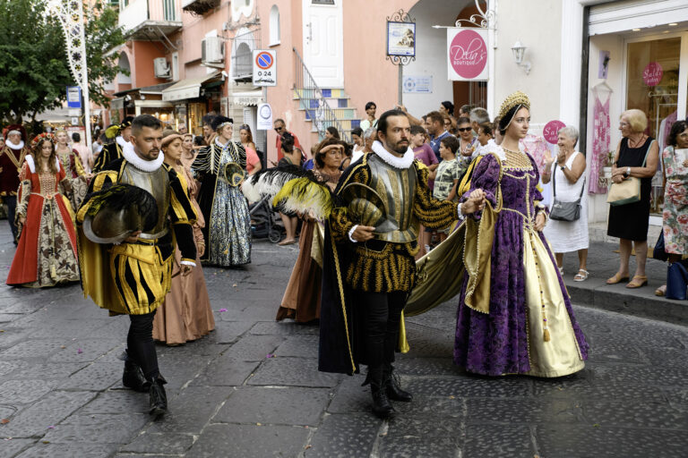 Ischia celebra la 41ᵃ edizione della Festa di Sant’Alessandro: un tuffo nei millenni di storia
