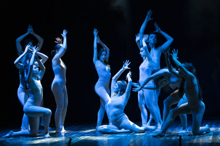 In scena “Sogno di una notte di mezza estate” nella cornice di Villa Arbusto a Lacco Ameno 