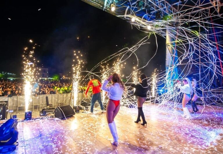 Casamicciola Terme: sabato con lo show Nostalgia 90 Casamicciola saluta l’estate