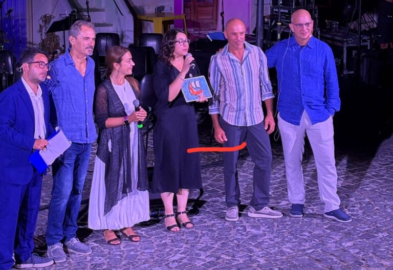 Procida, Maretica premia la ong Mediterranea: “Il Mediterraneo non sia più una grande fossa comune”