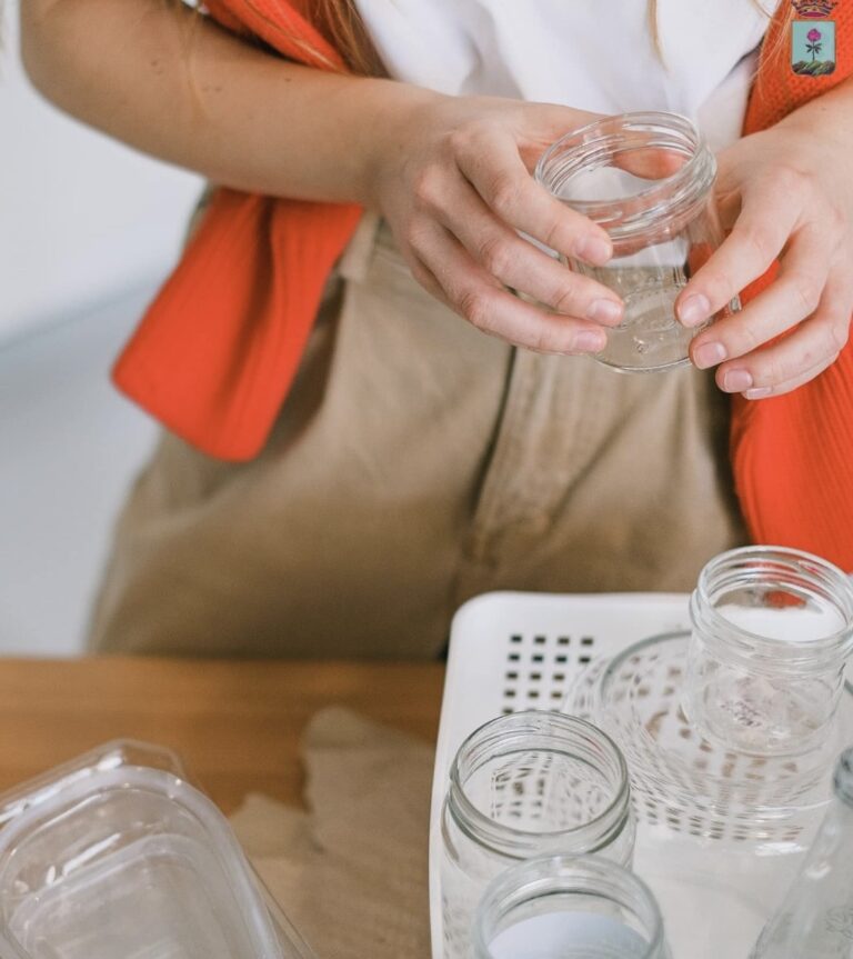 Forio, al via il ritiro dei bidoni per la raccolta differenziata del vetro: ecco come fare